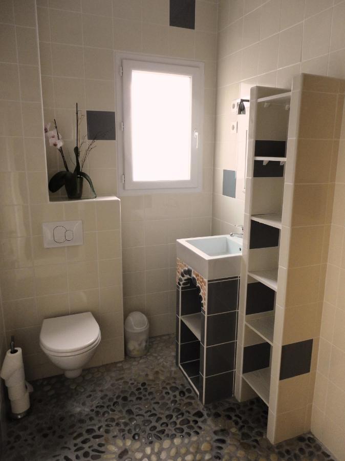 Collias Villa La Charmeuse Fleurie מראה חיצוני תמונה