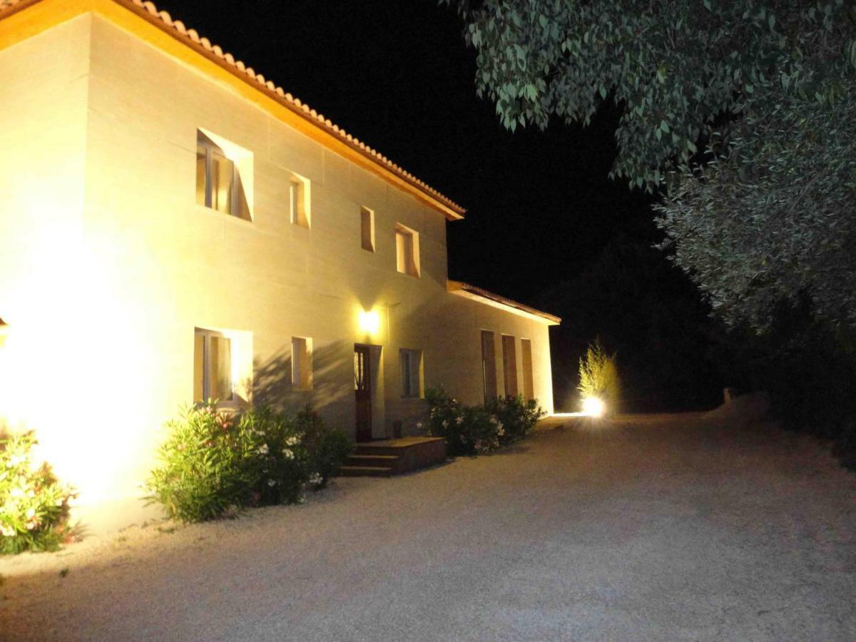 Collias Villa La Charmeuse Fleurie מראה חיצוני תמונה